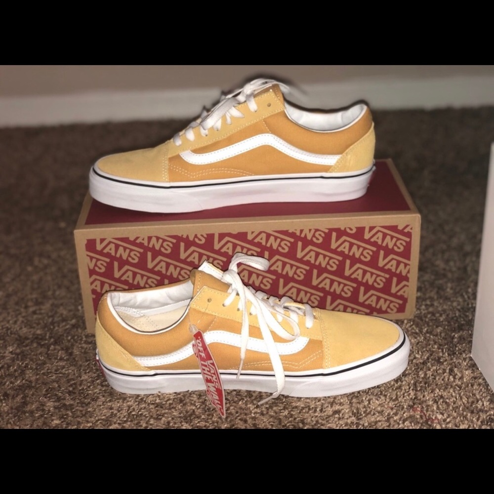 BRAND NEW 💫 Mustard Yellow Old Skool Slip On Vans